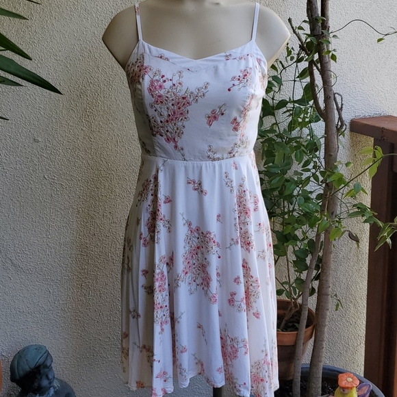 Dress dainty little flowers OLD NAVY - Picture 5 of 8